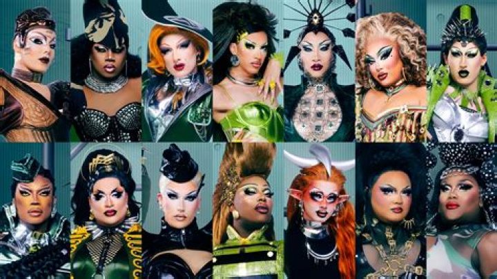 25 Portraits of Drag Fans (And Sickening Looks) At RuPaul's Drag Con NYC