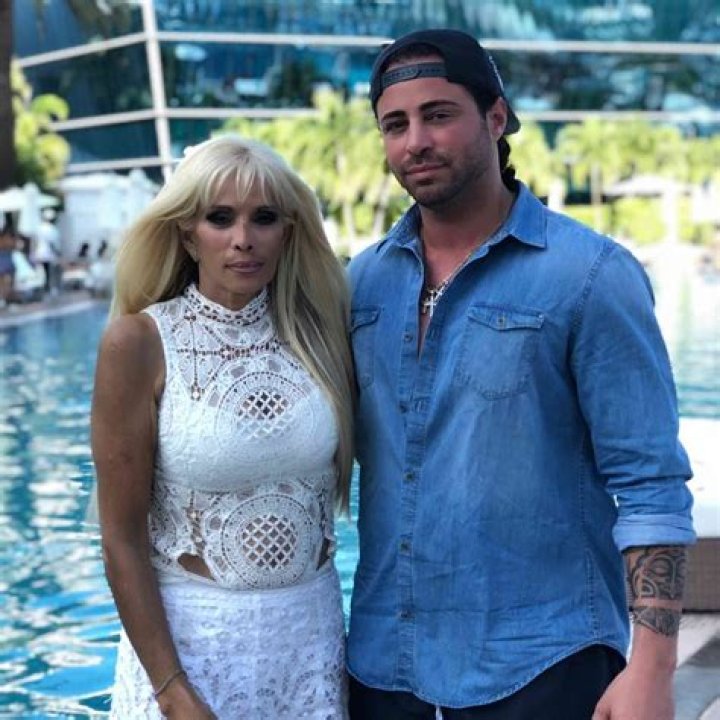 Carmine Gotti Agnello Age, Wife, Songs, Net Worth 2023, Ig