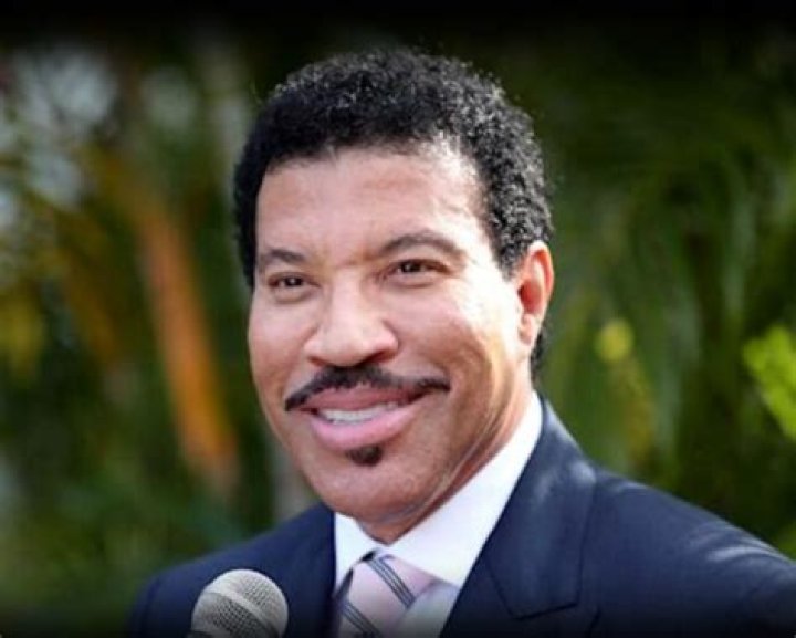 Lionel Richie Net Worth, Bio, Early Life, Education, Personal Life, Family, Career, Relationship And More