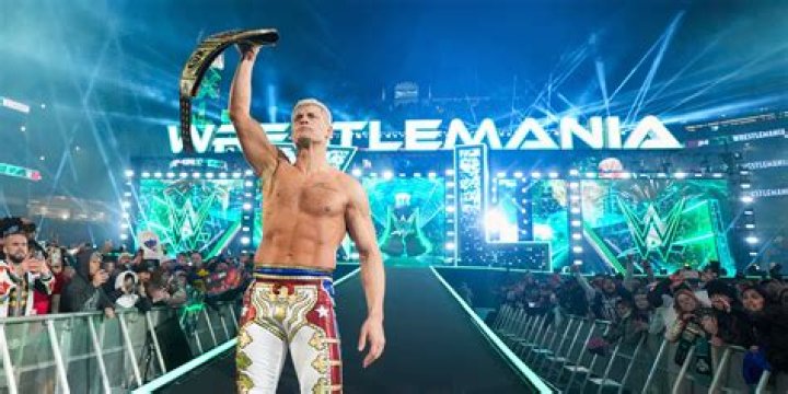 What are the elements of the best storylines for WWE?