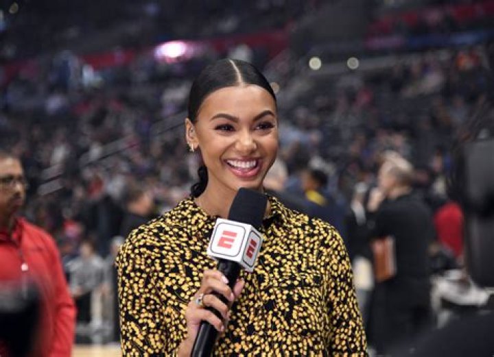 What does Malika do for a living?