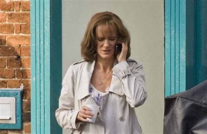 Why Hermione Norris left “Wire in the Blood”